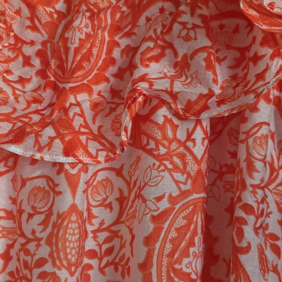 NWT Easel Medium Orange & White Paisley Off-Shoulder Ruffle Maxi Dress - Picture 2 of 8